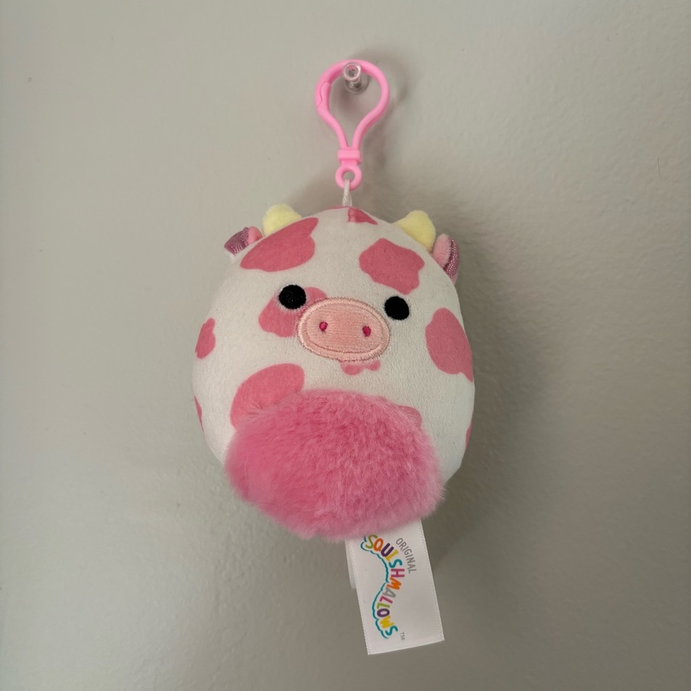Evangelica the Cow 3” Squishmallow Clip On 2023